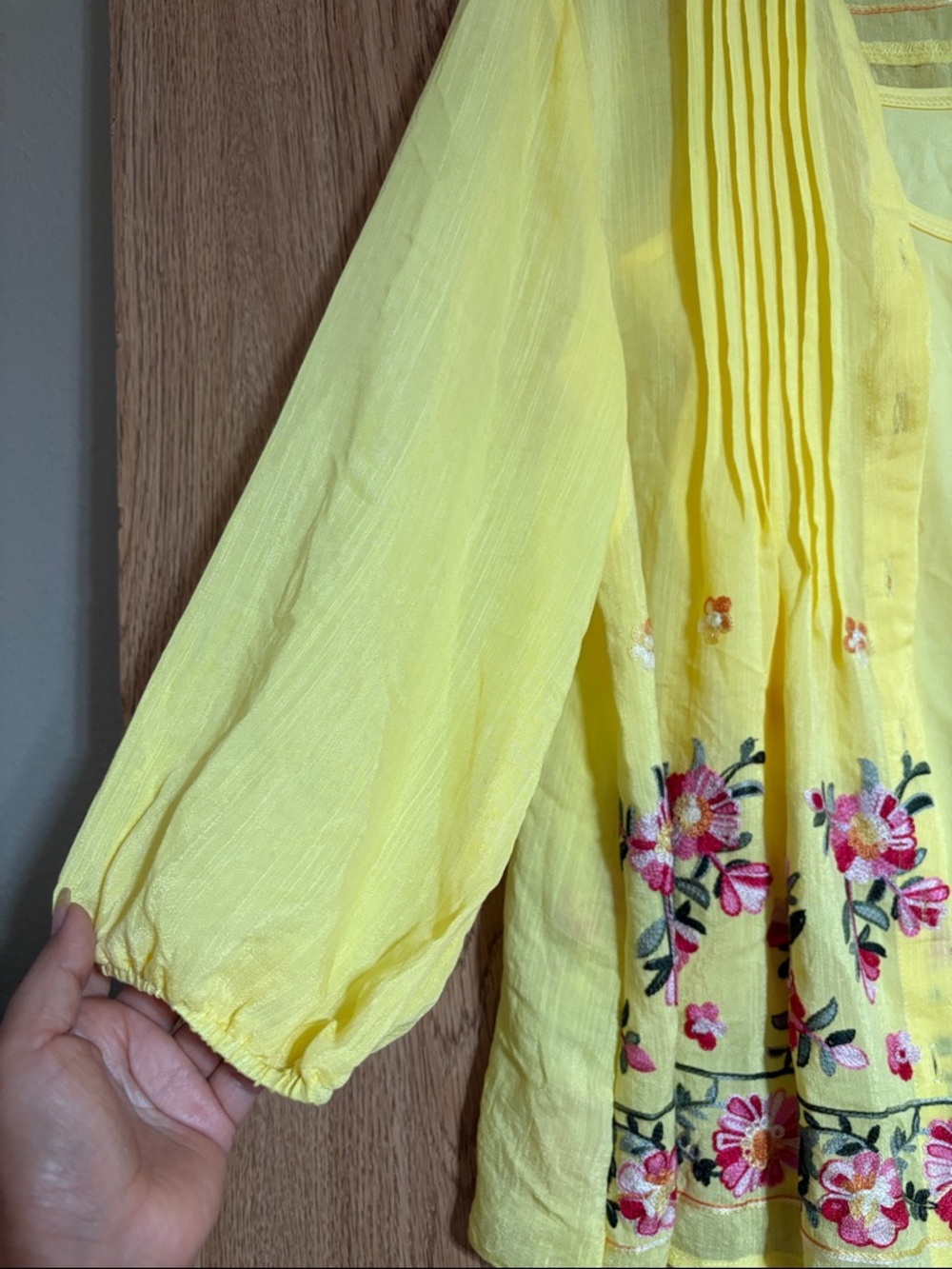 Figueroa & Flower Yellow Floral Embroidered Women's Tunic by Forever Lovely - Picture 3 of 9